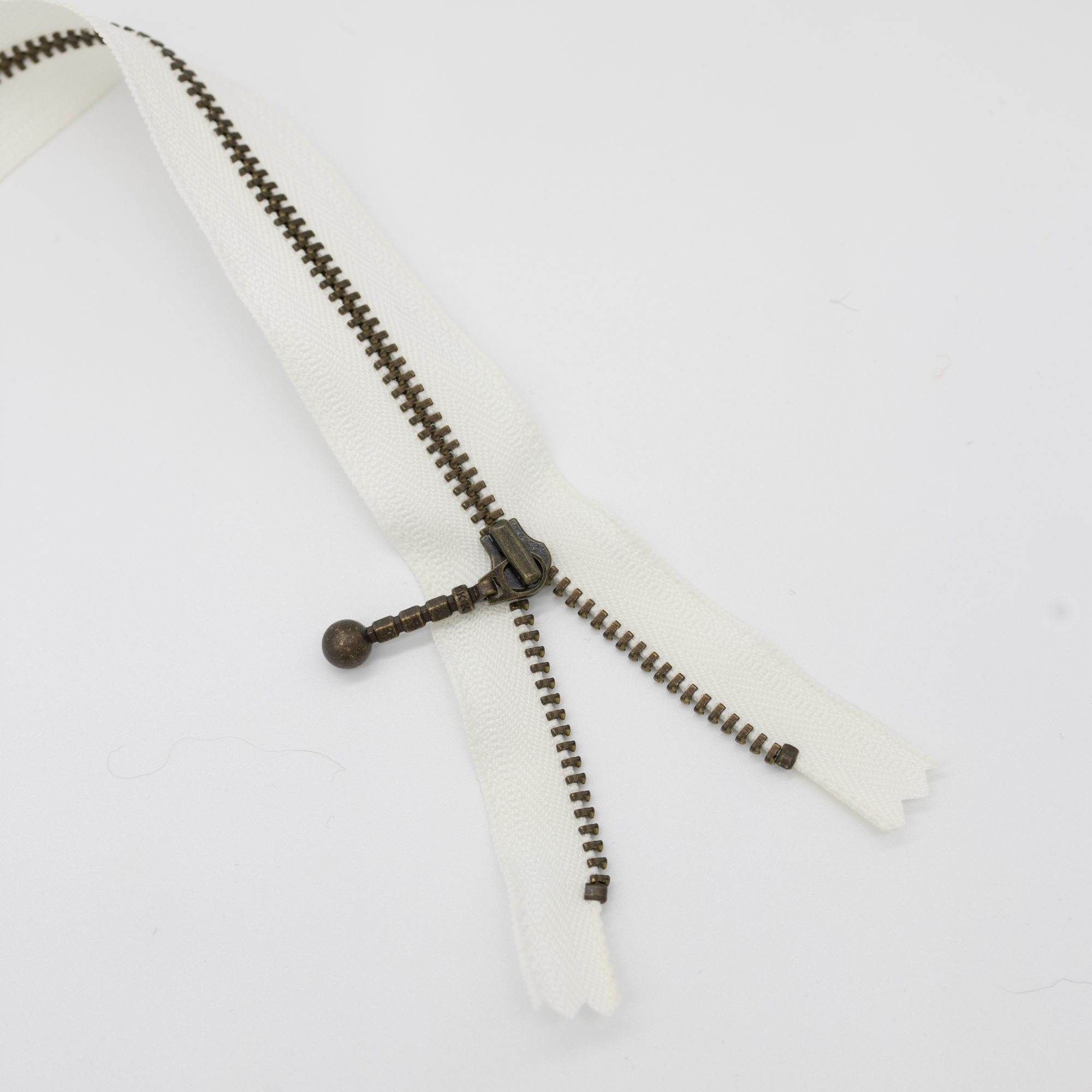 Separating zipper 60 cm