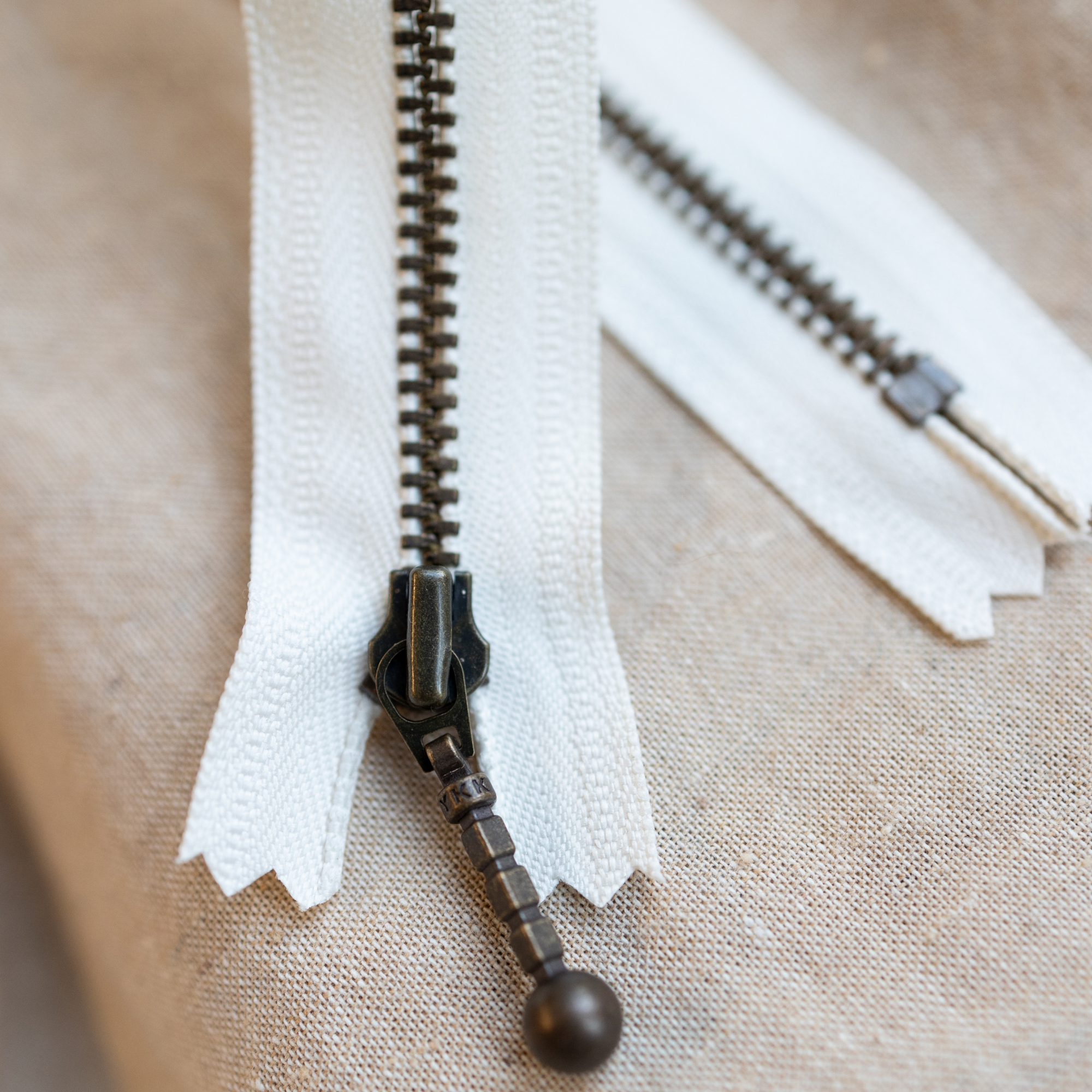 Separating zipper 60 cm